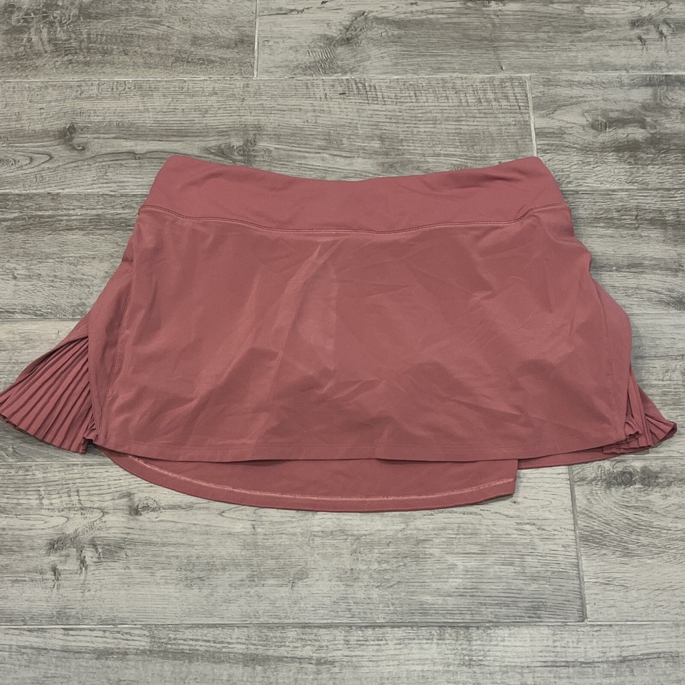 LULULEMON Play Off The Pleats Skirt Skort Women's Size 10 "Misty Merlot"